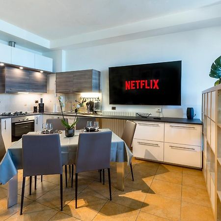 Cavour Elegante Loft In Centro Lägenhet Macerata Exteriör bild