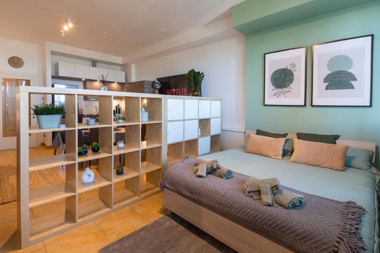 Cavour Elegante Loft In Centro Lägenhet Macerata Exteriör bild